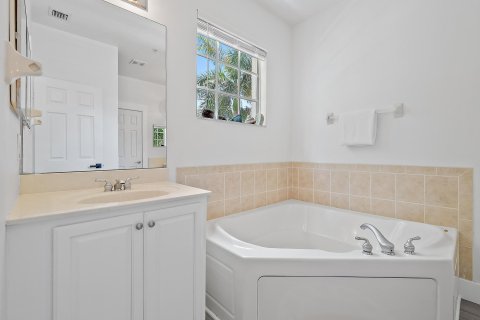 Townhouse in Jupiter, Florida 3 bedrooms, 192.12 sq.m. № 1224675 - photo 23