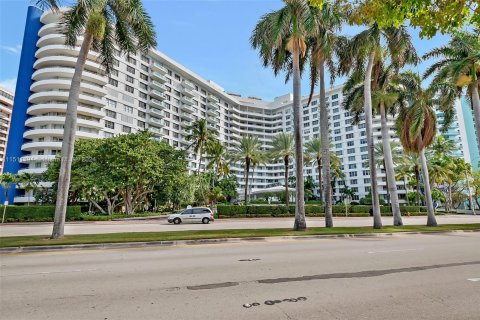 Condominio en venta en Miami Beach, Florida, 2 dormitorios, 95.69 m2 № 938450 - foto 15