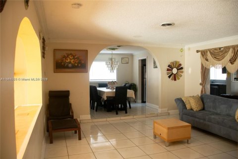 Casa en venta en Miramar, Florida, 3 dormitorios, 187.85 m2 № 1328559 - foto 7