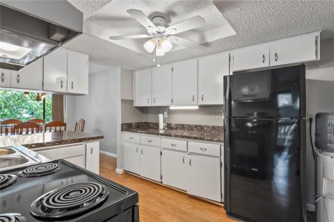 Condo in Hudson, Florida, 2 bedrooms  № 1301485 - photo 12