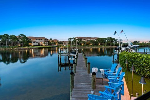 Villa ou maison à vendre à Palm Beach Gardens, Floride: 6 chambres, 530.94 m2 № 614662 - photo 25