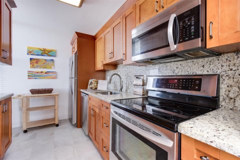 Condo in Fort Lauderdale, Florida, 1 bedroom  № 925428 - photo 18