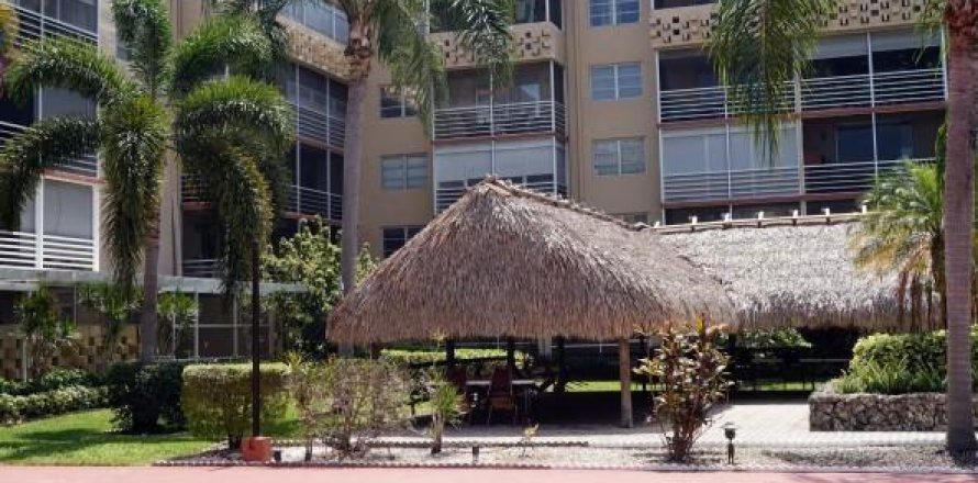 Condominio en Plantation, Florida, 2 dormitorios  № 1091825