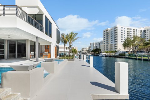Casa en venta en Lauderdale-by-the-Sea, Florida, 5 dormitorios, 520.25 m2 № 153624 - foto 10