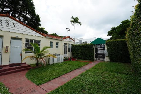 Condo in Miami Beach, Florida, 1 bedroom  № 1428257 - photo 3