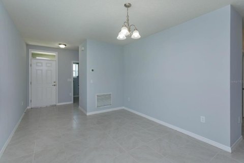 Casa en venta en Leesburg, Florida, 3 dormitorios, 142.05 m2 № 1369722 - foto 4