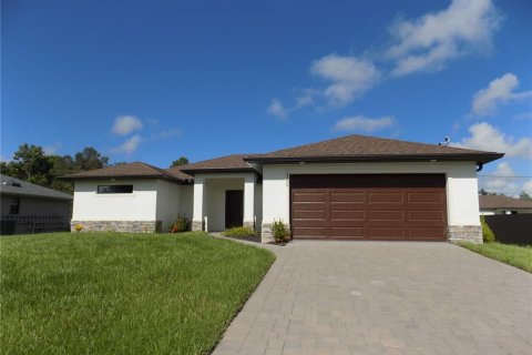 Villa ou maison à louer à Port Charlotte, Floride: 3 chambres, 152.73 m2 № 1346634 - photo 1