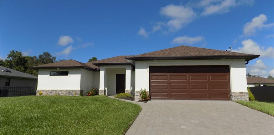 Casa en Port Charlotte, Florida 3 dormitorios, 152.73 m2 № 1346634