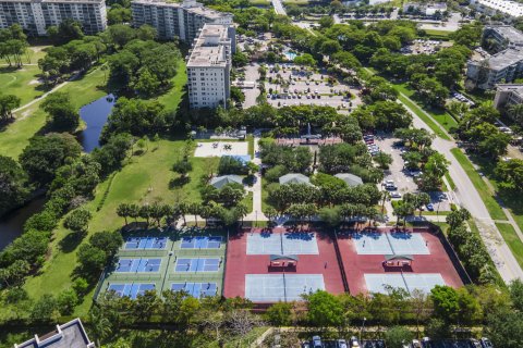 Condo in Pompano Beach, Florida, 3 bedrooms  № 1121422 - photo 23