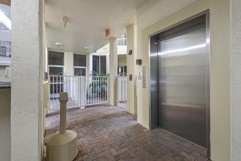 Copropriété à vendre à Pompano Beach, Floride: 3 chambres, 135.82 m2 № 1121422 - photo 27