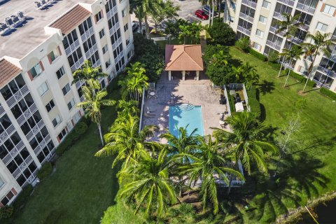 Copropriété à vendre à Pompano Beach, Floride: 3 chambres, 135.82 m2 № 1121422 - photo 25