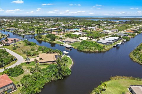 Land in Port Charlotte, Florida № 1129475 - photo 1