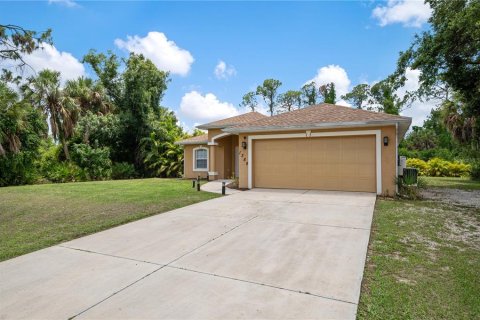 House in North Port, Florida 3 bedrooms, 127.37 sq.m. № 1258206 - photo 28