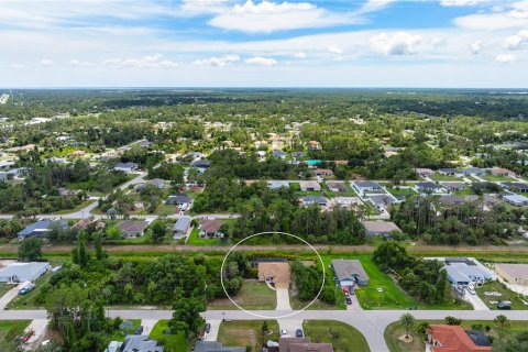 Villa ou maison à vendre à North Port, Floride: 3 chambres, 127.37 m2 № 1258206 - photo 30