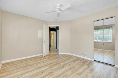 Condo in Venice, Florida, 2 bedrooms  № 1352533 - photo 21