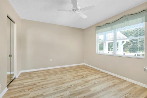 Condo in Venice, Florida, 2 bedrooms  № 1352533 - photo 24