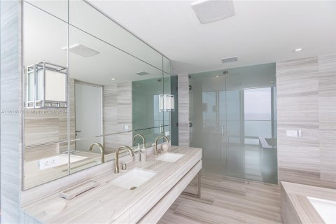 Copropriété à vendre à Sunny Isles Beach, Floride: 4 chambres, 307.13 m2 № 1237798 - photo 25