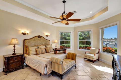 Villa ou maison à vendre à Stuart, Floride: 4 chambres, 313.27 m2 № 925493 - photo 10