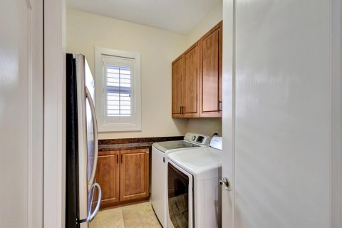 Casa en venta en Stuart, Florida, 4 dormitorios, 313.27 m2 № 925493 - foto 15