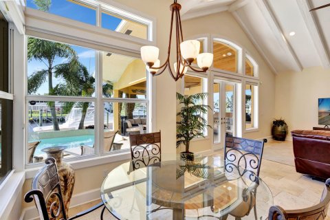 Casa en venta en Stuart, Florida, 4 dormitorios, 313.27 m2 № 925493 - foto 16