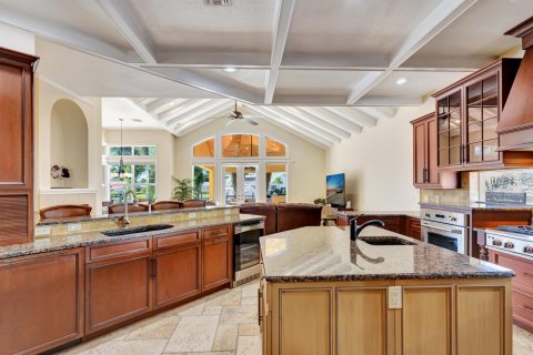 Villa ou maison à vendre à Stuart, Floride: 4 chambres, 313.27 m2 № 925493 - photo 25
