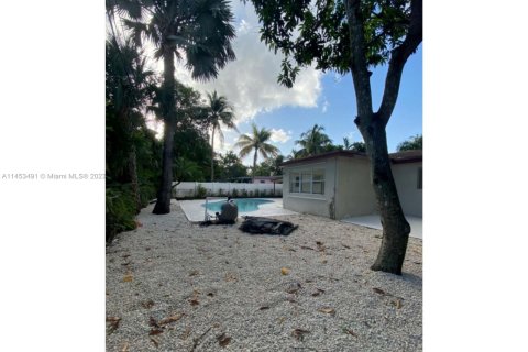 Villa ou maison à louer à Fort Lauderdale, Floride: 3 chambres, 141.12 m2 № 720213 - photo 6