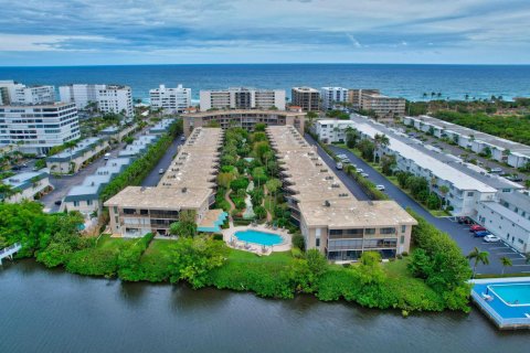 Copropriété à vendre à South Palm Beach, Floride: 2 chambres, 111.85 m2 № 914489 - photo 3