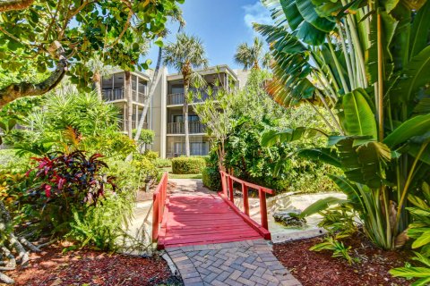 Condo in South Palm Beach, Florida, 2 bedrooms  № 914489 - photo 18