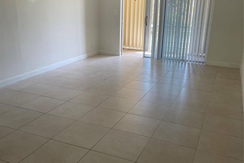 Copropriété à vendre à Pompano Beach, Floride: 2 chambres, 94.76 m2 № 1119025 - photo 2