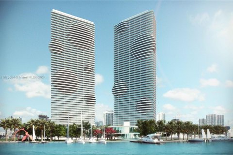 Condominio en venta en Miami, Florida, 2 dormitorios, 122.82 m2 № 1401414 - foto 1