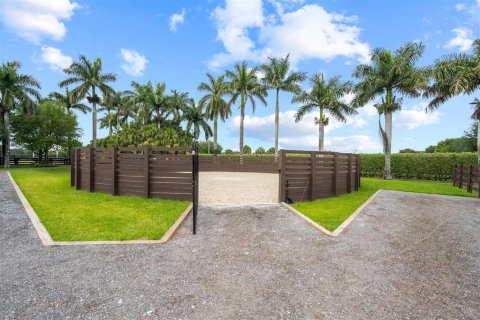 Villa ou maison à vendre à Wellington, Floride: 3 chambres, 246.01 m2 № 924041 - photo 23