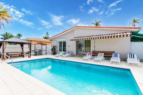 Villa ou maison à vendre à Hollywood, Floride: 3 chambres, 209.22 m2 № 1231831 - photo 27