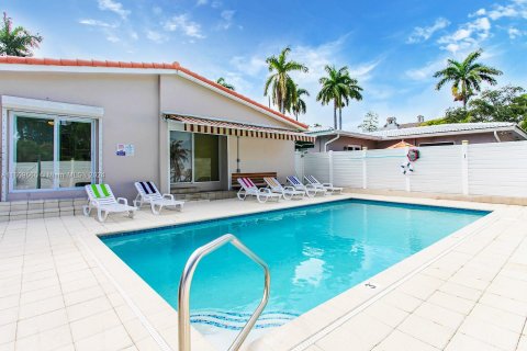 Villa ou maison à vendre à Hollywood, Floride: 3 chambres, 209.22 m2 № 1231831 - photo 25