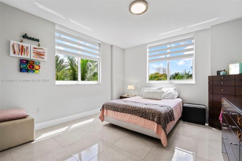 Condo in Aventura, Florida, 3 bedrooms  № 1176756 - photo 14