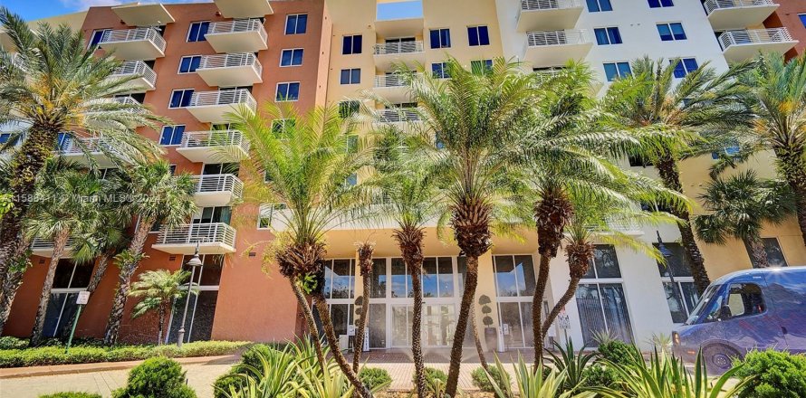 Condominio en Aventura, Florida, 3 dormitorios  № 1176756