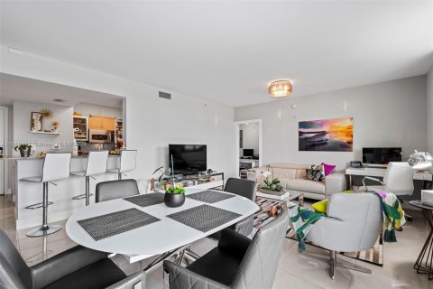 Condo in Aventura, Florida, 3 bedrooms  № 1176756 - photo 6