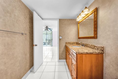 Condo in Boca Raton, Florida, 3 bedrooms  № 1092669 - photo 9