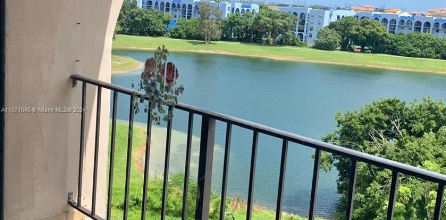 Condo in Miami, Florida, 1 bedroom  № 1391981