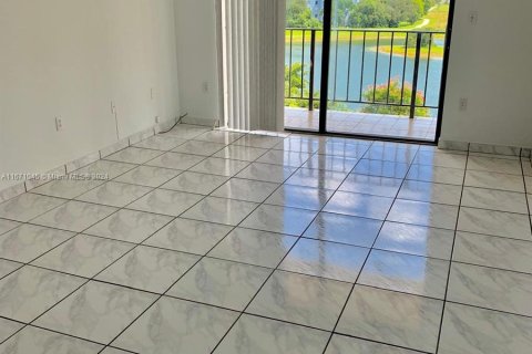 Copropriété à vendre à Miami, Floride: 1 chambre, 70.42 m2 № 1391981 - photo 7