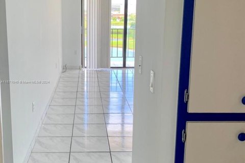 Copropriété à vendre à Miami, Floride: 1 chambre, 70.42 m2 № 1391981 - photo 5