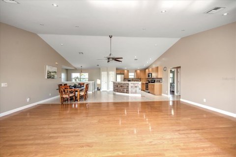 Villa ou maison à vendre à North Fort Myers, Floride: 6 chambres, 409.51 m2 № 1343461 - photo 6