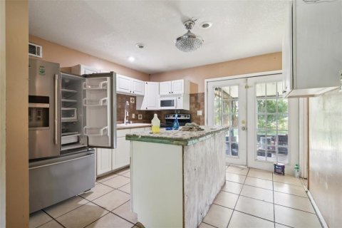 House in Ocala, Florida 5 bedrooms, 162.86 sq.m. № 1343427 - photo 26