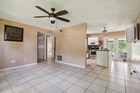 Casa en venta en Ocala, Florida, 5 dormitorios, 162.86 m2 № 1343427 - foto 30