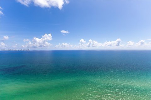 Copropriété à vendre à Sunny Isles Beach, Floride: 5 chambres, 410.16 m2 № 1357166 - photo 26