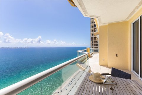 Copropriété à vendre à Sunny Isles Beach, Floride: 5 chambres, 410.16 m2 № 1357166 - photo 29