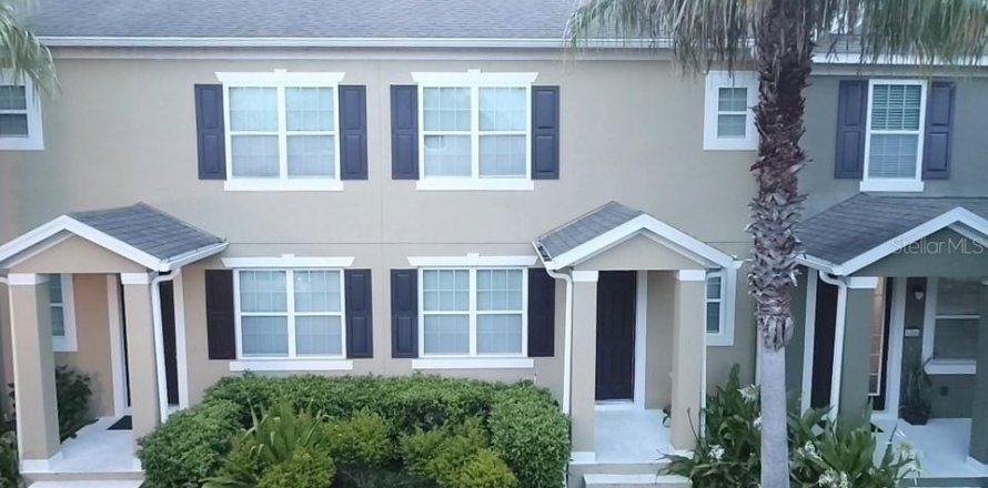 Townhouse in Orlando, Florida 3 bedrooms, 128.48 sq.m. № 1353528