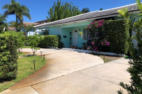 Casa en venta en Lake Worth, Florida, 2 dormitorios, 121.05 m2 № 1208842 - foto 8