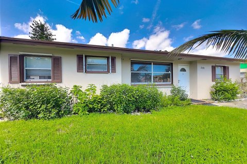 Villa ou maison à vendre à Boynton Beach, Floride: 3 chambres, 125.88 m2 № 1402029 - photo 2