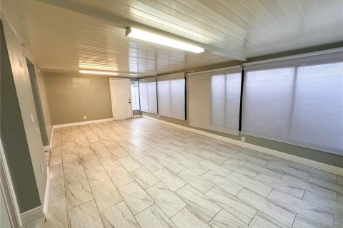 Villa ou maison à vendre à Tampa, Floride: 3 chambres, 101.73 m2 № 1400709 - photo 21