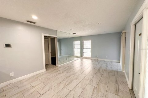 Villa ou maison à vendre à Tampa, Floride: 3 chambres, 101.73 m2 № 1400709 - photo 6